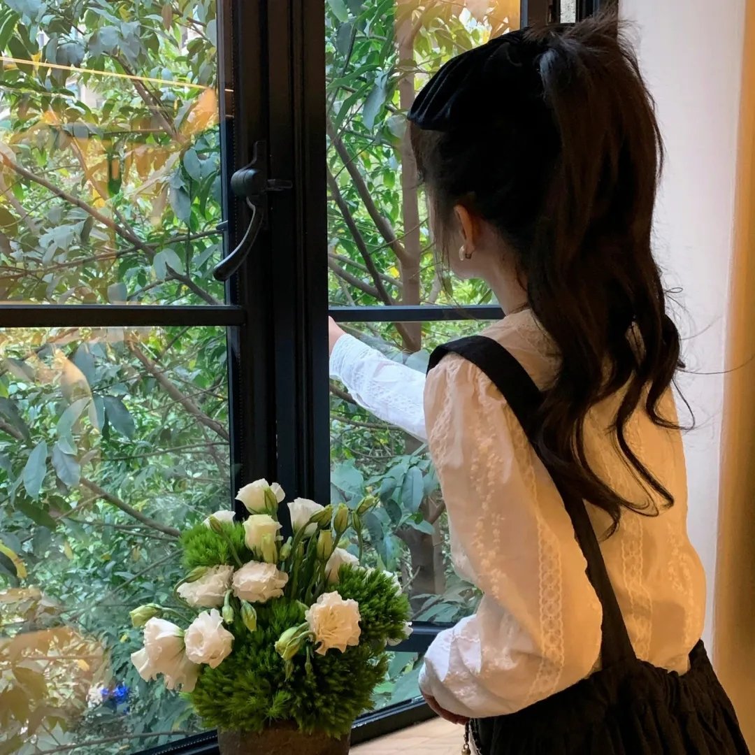 四个阿妈一个佬